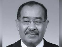 Yang berbahagia tan sri datuk seri. Bekas Menteri Pembangunan Luar Bandar Dan Wilayah Abd Aziz Shamsudin Meninggal Dunia