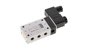 Please view the solenoid valve different function on this page. Airtec 5 2 Way Solenoid Valve With External Air Connection G 1 8 Me05511hn24vac Landefeld Pneumatics Hydraulics Industrial Supplies