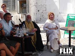 «έχει την φάτσα του άχρηστου που έγινε και κάτι» (βιντεο). Ntemhs Royssos Lakhs Lazopoylos Nikol Gkarsia Sth Mhlo Deite Prwtoi Tis Fwtografies Flix