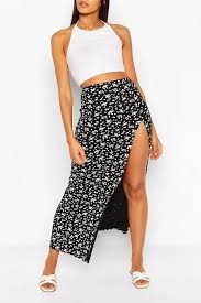Maybe you would like to learn more about one of these? Jupe Longue A Petites Fleurs Fendue Sur Le Cote Boohoo