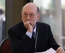 У 2010—2013 — речник та директор департаменту інформації. Zachem Yandeksu Aleksandr Voloshin Republic