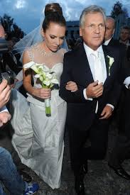 Zobaczcie, jak w dniu ślubu wyglądali lubiani celebryci i jak dalej potoczyły się ich losy. Suknie Slubne Polskich Gwiazd Suknie Slubne I Dodatki Polki Pl