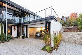 10 tipps zum hanghaus bautipps de. Komfortabel Einparken Und Ankommen Bauen Com
