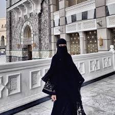 Bahagia melihat keluarga besar ini. Suria Fm Semoga Mendapat Umrah Yang Mabrur Neelofa Facebook