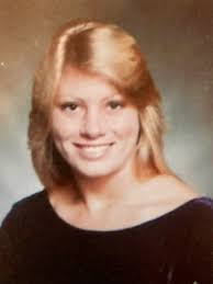 Let's all join in and wish this amazing woman a very happy birthday today! 