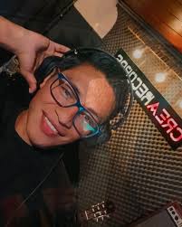 📣 #alerta "Las Cartas del Ayer" nuevo 🎥 del artista @soykervinrivas quien  a través de su composición musical evoca los sentimientos de nostalgia y  melancolía y añoranza ante la ausencia de un