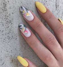 Venta de productos y cursos de estética de uñas con tienda física en málaga y tienda online para comprar productos para decorar uñas de gel, uñas de acrílico y porcelana Pin De Saratonina Renteria En Unas Decoradas Tendencias 2021 Manicura De Unas Manicura Para Unas Cortas Unas De Maquillaje