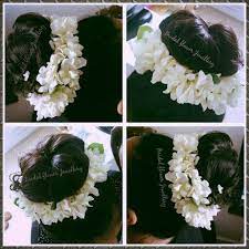 Flower Hair Gajra Made From Artificial Jasmine Created By Bridal Flower Jewellery Www Bridalflowerjewellery Wee Flower Jewellery Bridal Flowers Flowers In Hair