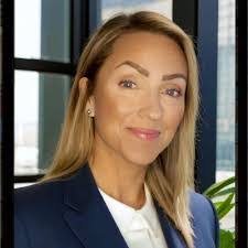 Stacy Beltran's Instagram, Twitter & Facebook