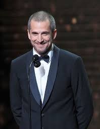 Max s'enfonce alors dans une comédie du bonheur qui sonne faux, et qui mettra le groupe dans des situations pour le moins. Nous Finirons Ensemble Guilaume Canet Devoile Les Premieres Images De La Suite Des Petits Mouchoirs Elle