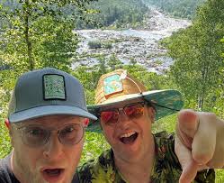 Special thanks to Walt Dizzo of The Dean's List