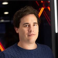 After an incredible two and half year journey with KAM I'm thrilled to  announce that I'm joining Stonegate Group as a Senior Commercial Insights  Manager with the MixR team! 🍻 My time