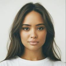 Ashlyn Williams (ashlynwilliamsxo)