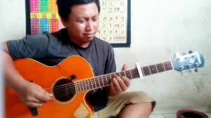 Bergabung sebagai youtuber sejak januari 2018 dengan channel alip_ba_ta, dalam waktu 2,5 tahun subscribernya sudah lebih dari 2,2 juta. Kemampuan Fingerstyle Alip Ba Ta Yang Bikin Gitaris Queen Terpukau Indozone Id