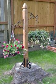 Baumstumpf Hangende Korbdekoration Joanne Vestal Baumstumpf Hangende Korbdekoration The Post Baumstump Korb Dekoration Diy Gartendekoration Gartendekoration