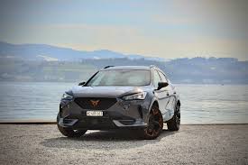 Cupra was first used as a model designator for the fastest performance derivatives of seat, volkswagen's spanish subsidiary, which exports to few. Cupra Formentor Furs Auge Aber Nicht Furs Herz