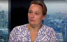 Toch adviseert virologe erika vlieghe (uza) tegen vliegen, deze zomer. Geirriteerde Erika Vlieghe Wijst Opnieuw Naar De Politiek Ik Had Hier Niet In Terzake Moeten Zitten Nu Nieuws365