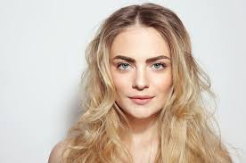 Bookmark your favorite layered hair style of the bunch. Layered Vs Non Layered Hair What S The Difference Living Gorgeous