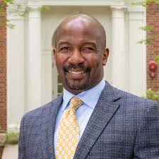 Kai Bynum's Instagram, Twitter & Facebook