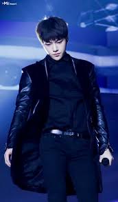 Around the world for its impeccable directing, acting, and screenplay. ê¹€ëª…ìˆ˜ ì´ì„±ì—´ Kim Myung Soo Myungsoo Korean Actors