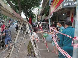 Tuy nhiên, tối qua, nhiều quán hàng không thiết yếu vẫn mở, khách vô tư khách không đeo khẩu trang, không giữ khoảng cách… nhậu ngay giữa lúc tỉnh đang thực hiện giãn cách toàn xã hội. Bá»™ TrÆ°á»Ÿng Y Táº¿ Tp Hcm Cáº§n Xem Xet Gian Cach Xa Há»™i á»Ÿ Má»™t Sá»' NÆ¡i Bao NgÆ°á»i Lao Ä'á»™ng