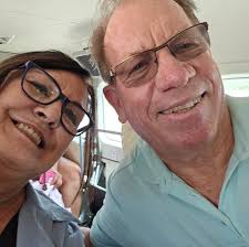 What restraunts do fried green tomatoes?