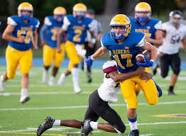 Hodgson tops Caesar Rodney in high school football season opener