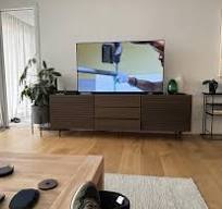 Can't be wall mounted - any other options? : r/LGOLED