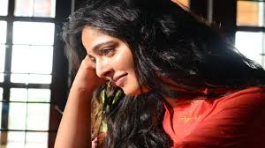 Anushka Shetty to sign films with only those filmmakers who are close to  her?