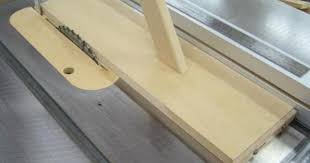Thin Strips Adjustable Ripping Jig Gabarit Ajustable Pour Couper En Lamelle Plantillas Para Trabajar Madera Carpinteria Y Ebanisteria Bancos De Trabajo