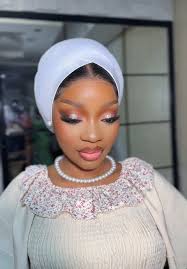 Lor Enjay Makeup Artist