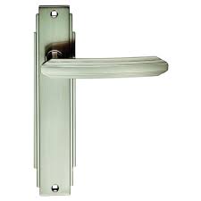 Works in the art deco style mainly achieve visual delight via their rich and exotic materials. Carlisle Brass Adr Art Deco Door Handle On Plate Satin Nickel