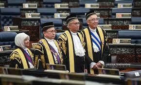 Lawak kampus jilid 30 lawak ke der 2015 lee chong wei movie download lazada maxis one club lebuh raya utara selatan lee chong wei abs. Malaysiakini K Jaan Sudah Ada Calon Ketua Hakim Negara Ganti Malanjum
