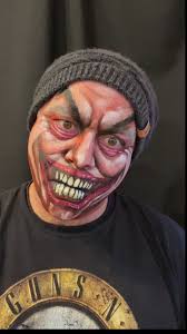 Happy Halloween! Mwahahahahaha!  #facepaintsharefacepaintshare#facepaintersofinstagram#facepaintersoninstagram#pinktips#diamondfx_official#diamondfx#faceartists#facepaintingideas#superstarmakeup#facepa...