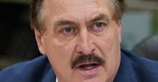 Minnesota's Mike Lindell among last remaining election fraud crusaders for  Trump