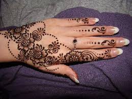 Top 10 Simple And Easy Beautiful Mehndi Designs For Kids