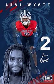 Levi Wyatt (@levi_wyatt2)