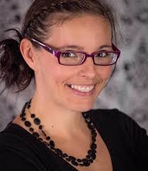 Melanie Lafortune's Instagram, Twitter & Facebook