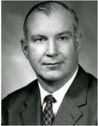 Ernie Drew's Instagram, Twitter & Facebook