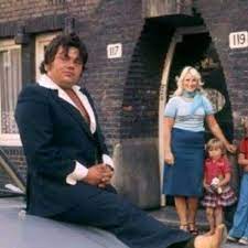 André hazes was als amsterdamse vertolker van het levenslied een icoon van de nederlandse amusementsmuziek. Andre Hazes Geheugen Van West