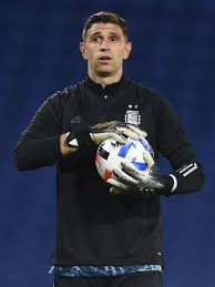 Emiliano martínez arsenal v psg 2018 international champions cup singapore national stadium. Emiliano Martinez Vos Sabes Que Jugas Contra Un Equipo De Bielsa Y Vas A Una Guerra