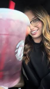 Abby Lamb (@living.lamby)