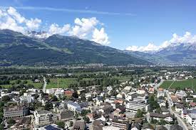 Phnom penh ist die hauptstadt von kambodscha. Vaduz Liechtenstein Ein Tagesausflug Ins Furstentum Leben A La Carte