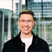 Alex Wunderlich's Instagram, Twitter & Facebook