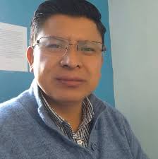 Economía Costo Canasta Básica Alimentaria: Junio 2015- Q3,405 Junio 2017-  Q4,351 Salario mínimo sin bonificación Año 2015- Q2,394 Año 2017- Q2,643  Via Catherin García