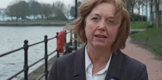 “The service is failing to equip doctors with the ability to deliver care  when it is needed”. , 🗣Dr Iona Collins