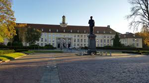 +48 94 348 42 00 fax: File Koszalin Plac Zwyciestwa Jpg Wikimedia Commons