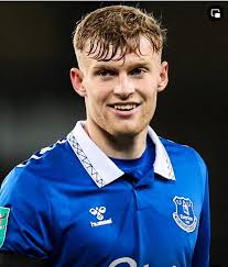 Would you take Jarrad Branthwaite at Newcastle, he's a belter player, I  would tbh ⚫️⚪️⚫️⚪️⚫️⚪️⚫️⚪️⚫️⚪️