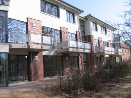 Wenn möglich mit balkon oder terrasse, da wir sehr naturverbunden sind u. 3 Zimmer Wohnung Zu Vermieten Parkstrasse 18 A Bad Segeberg Segeberg Kreis Mapio Net