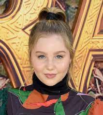 Ella anderson is an american child actress who currently portrays piper hart in nickelodeon's sitcom henry. Who Is Ella Anderson Dating Ella Anderson Boyfriend Husband